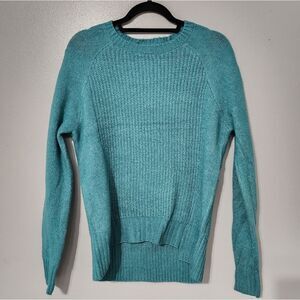Olivia Sky Size L Crewneck Sweater
